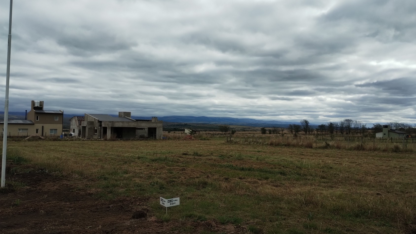 LOTE EN VILLA CIUDAD PARQUE - "BARRIO EL CEDRON"