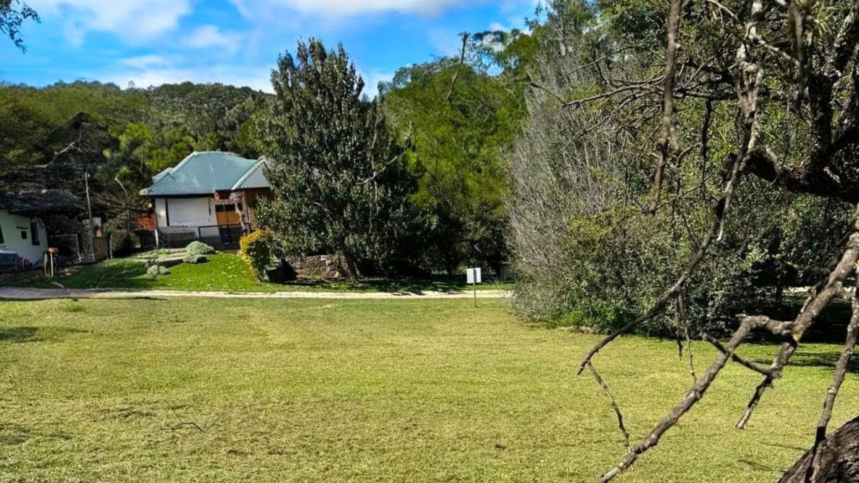 Exclusivo lote de 1.070 m2 en Barrio Cerrado  Los Molles  - Villa General Belgrano