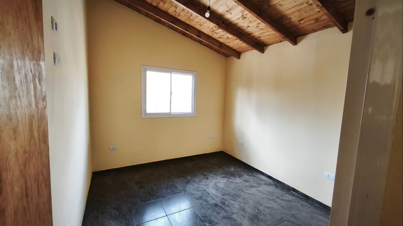 Casa a Estrenar en Los Reartes - Entorno Natural y Ubicacion Estrategica