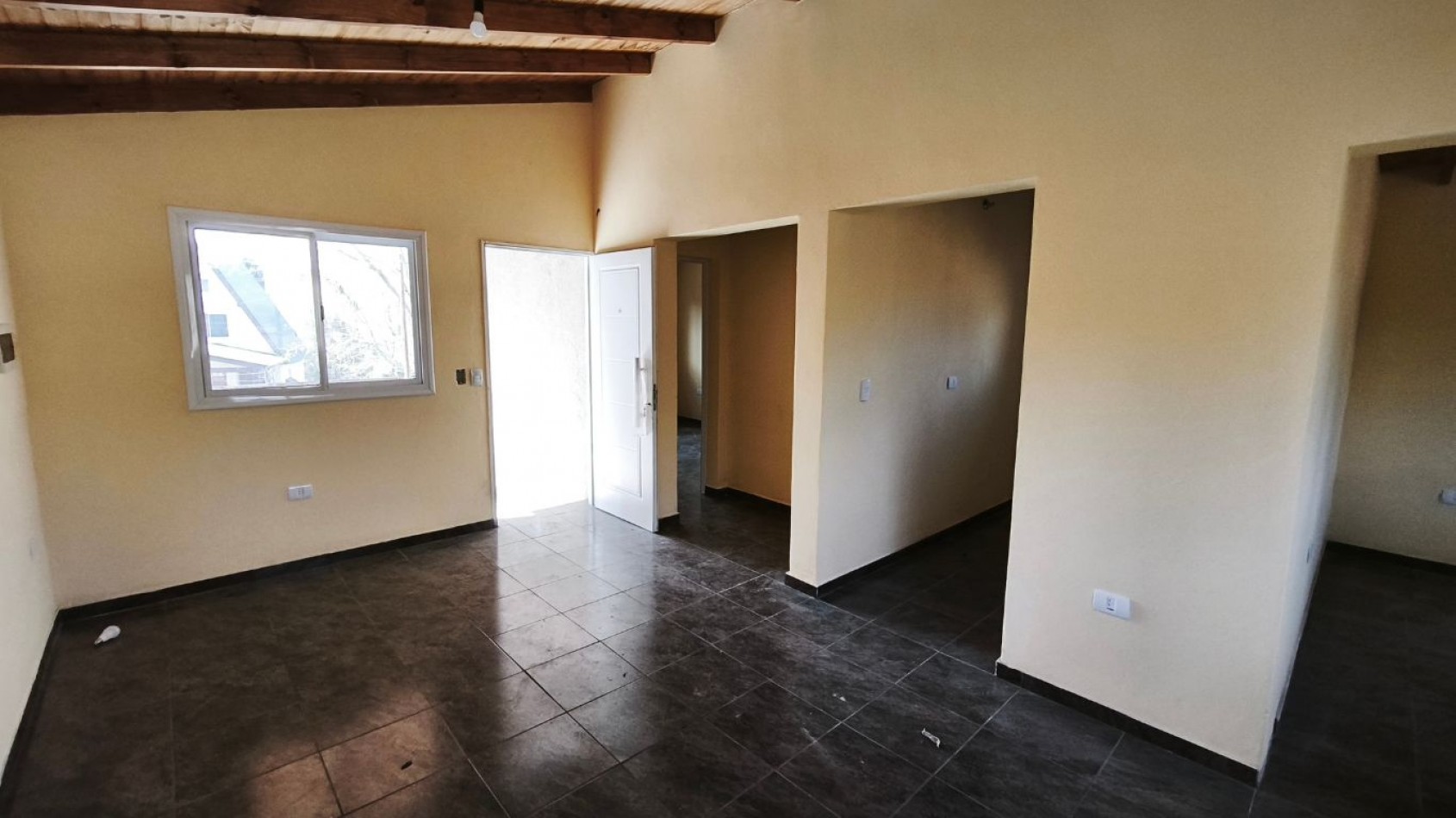 Casa a Estrenar en Los Reartes - Entorno Natural y Ubicacion Estrategica
