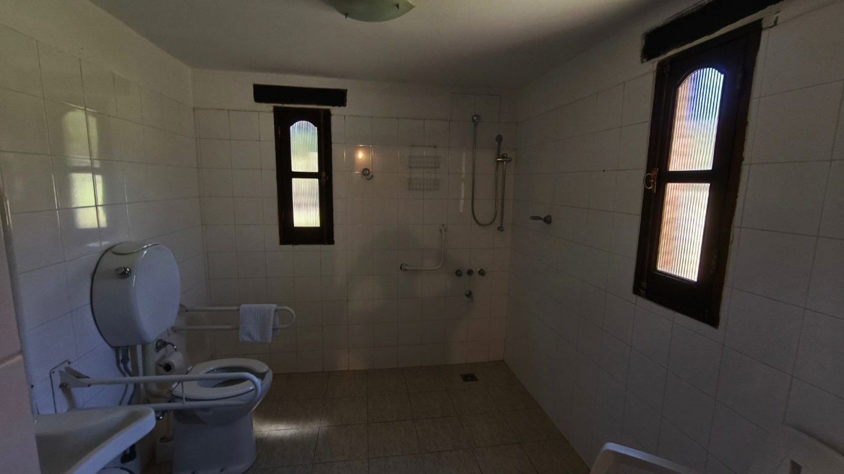 Oportunidad de Inversion: Exclusivo Complejo de Cabañas en Venta en Villa General Belgrano