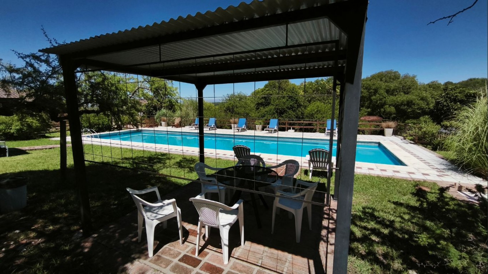 Oportunidad de Inversion: Exclusivo Complejo de Cabañas en Venta en Villa General Belgrano