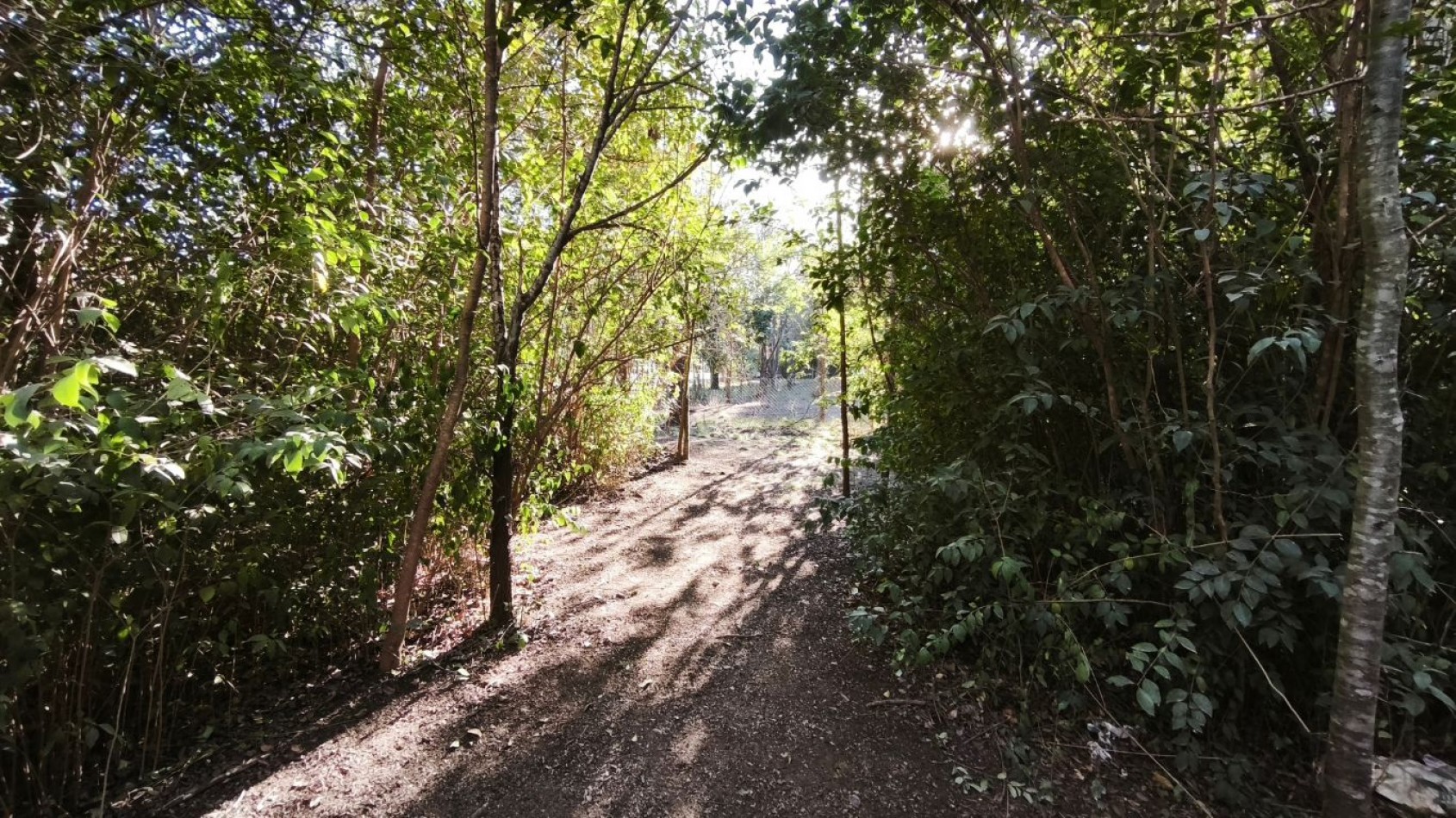 2 amplios lotes con excelente ubicacion en Villa Ciudad Parque, sobre la avenida principal