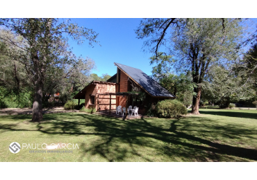 HERMOSA CASA ESTILO CABAÑA CON 2 DORMITORIOS