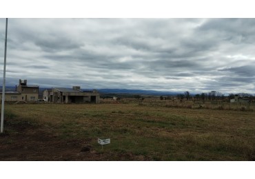 LOTE EN VILLA CIUDAD PARQUE - "BARRIO EL CEDRON"